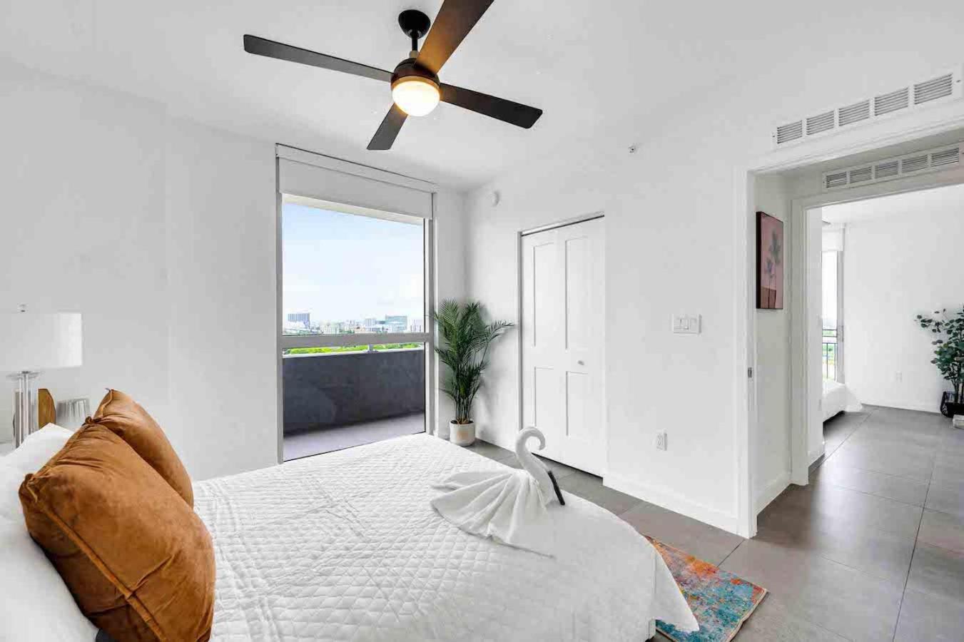 Amazing 3 Bed Unit In Dwntwn Miami With Free Parking 아파트 외부 사진