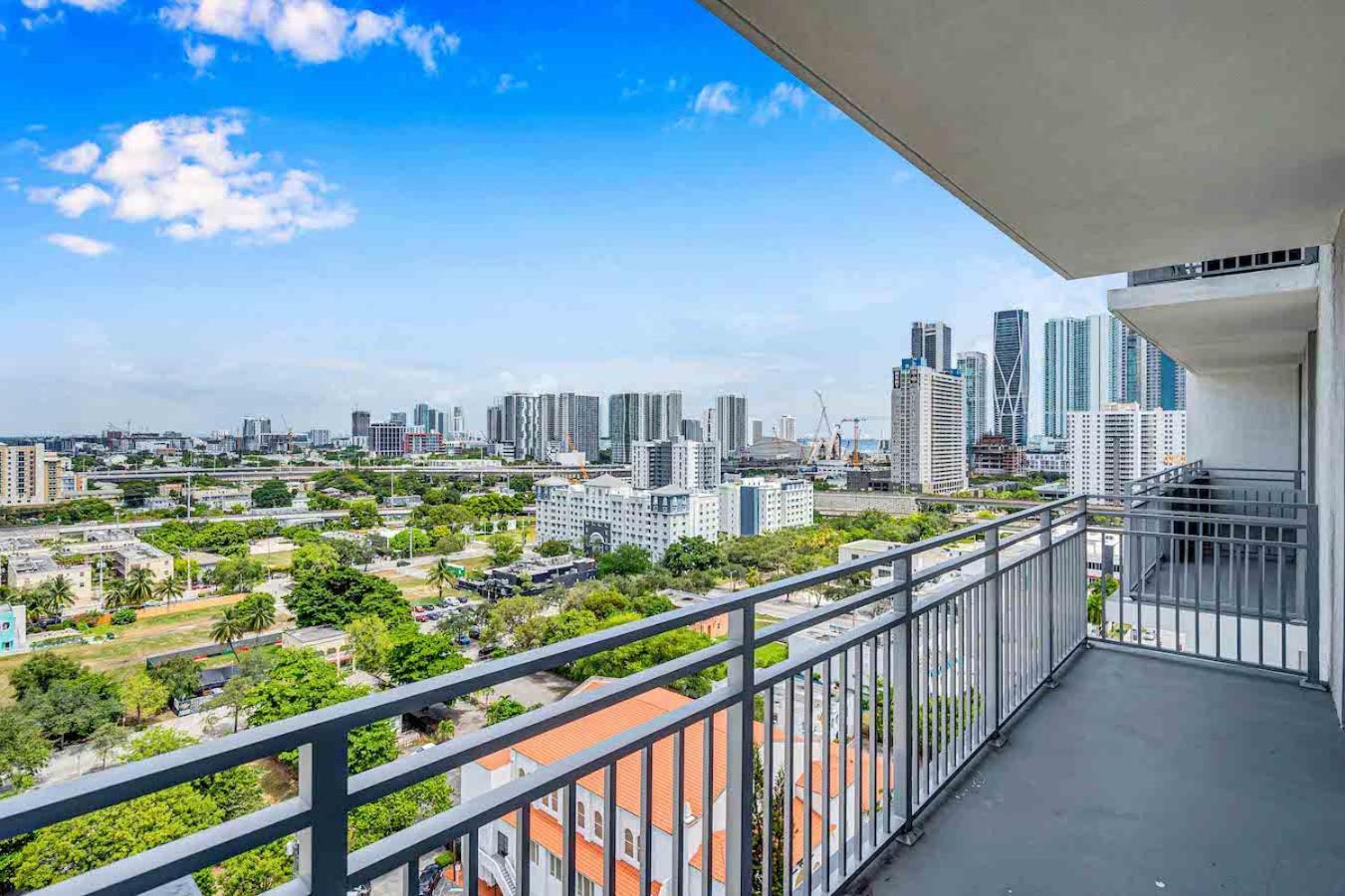 Amazing 3 Bed Unit In Dwntwn Miami With Free Parking 아파트 외부 사진